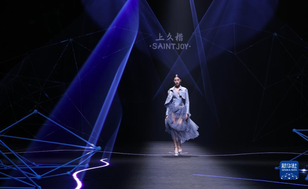 怎么去银钻娱乐
